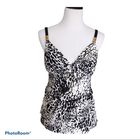 Jaclyn Smith Other - Tankini Swim Top Black & White
